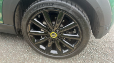 MINI Hatchback 135kW Cooper S Level 2 33kWh 3dr Auto Electric Hatchback